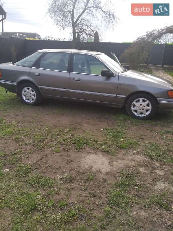 Ліфтбек Ford Scorpio 1986 в Коломиї