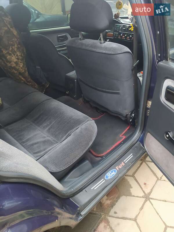 Універсал Ford Scorpio 1994 в Чернівцях