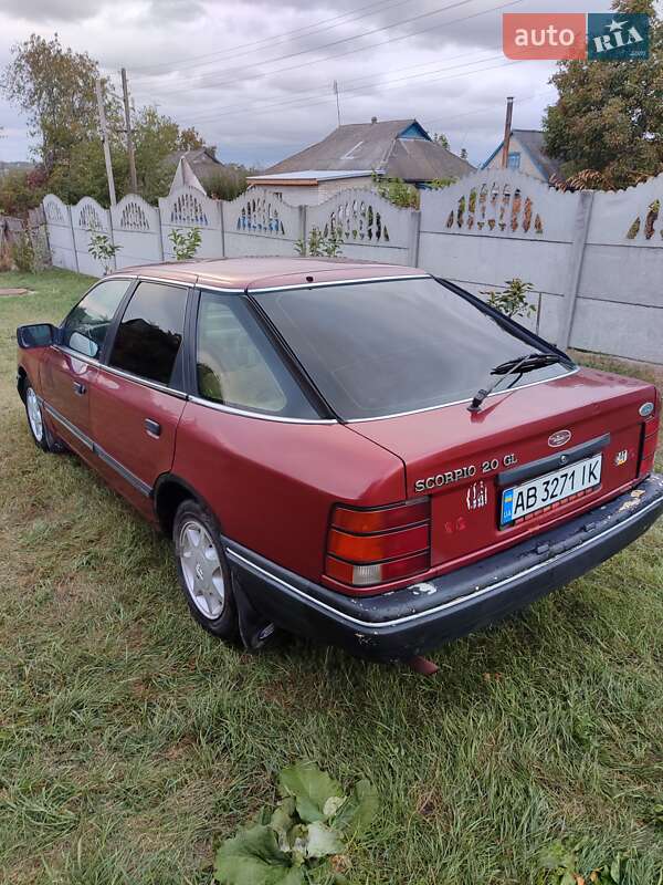 Седан Ford Scorpio 1986 в Дашеві