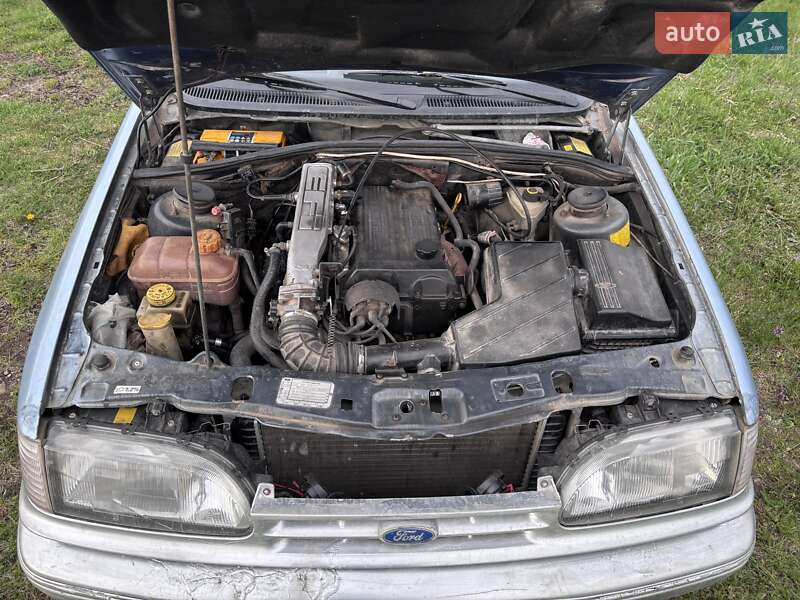 Седан Ford Scorpio 1994 в Чернівцях