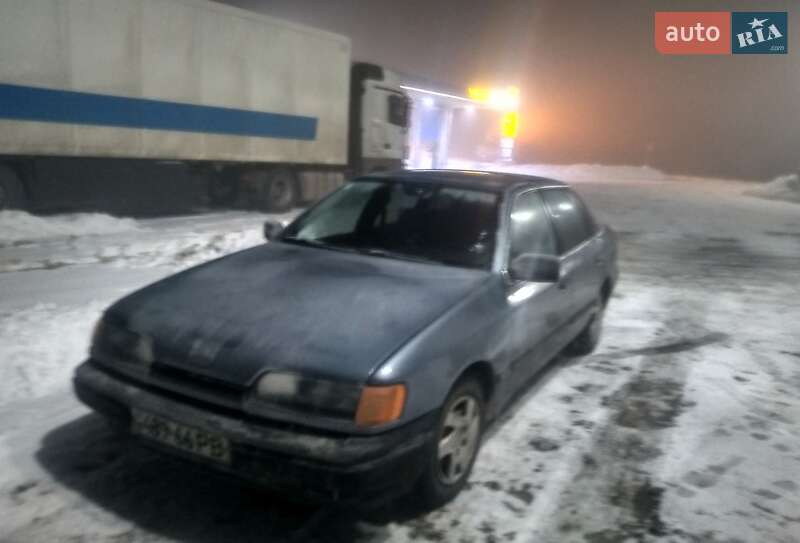 Седан Ford Scorpio 1988 в Сарнах