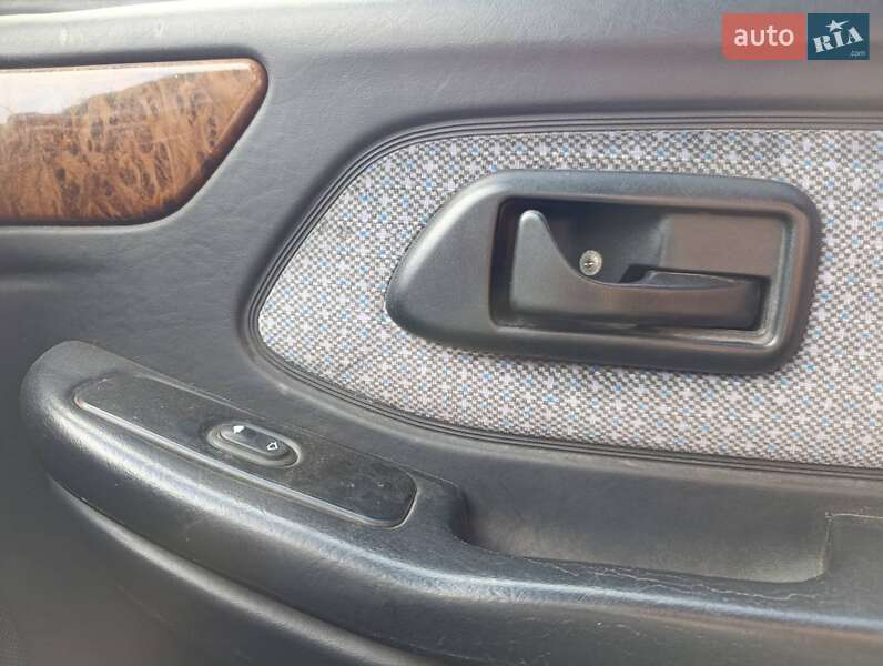 Седан Ford Scorpio 1992 в Дніпрі фото 43 Седан Ford Scorpio 1992 в Дніпрі