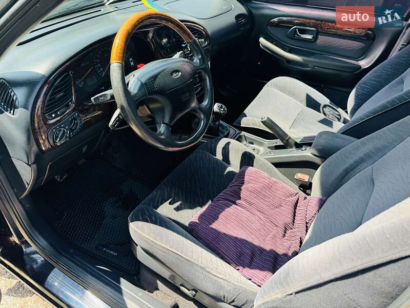 Седан Ford Scorpio 1996 в Білогородці