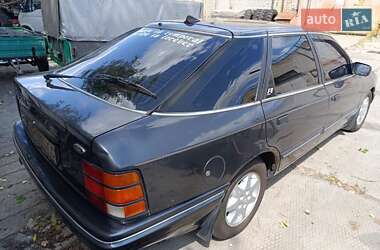 Лифтбек Ford Scorpio 1989 в 