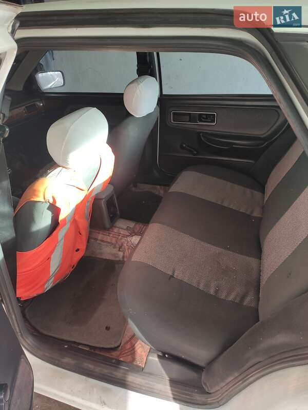 Седан Ford Scorpio 1987 в Кодыме