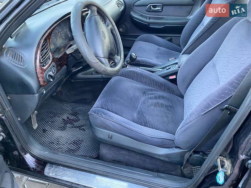 Седан Ford Scorpio 1996 в Тараще