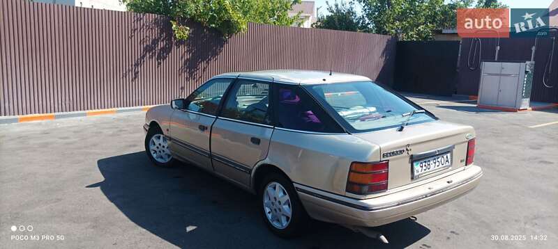 Седан Ford Scorpio 1990 в Великодолинському