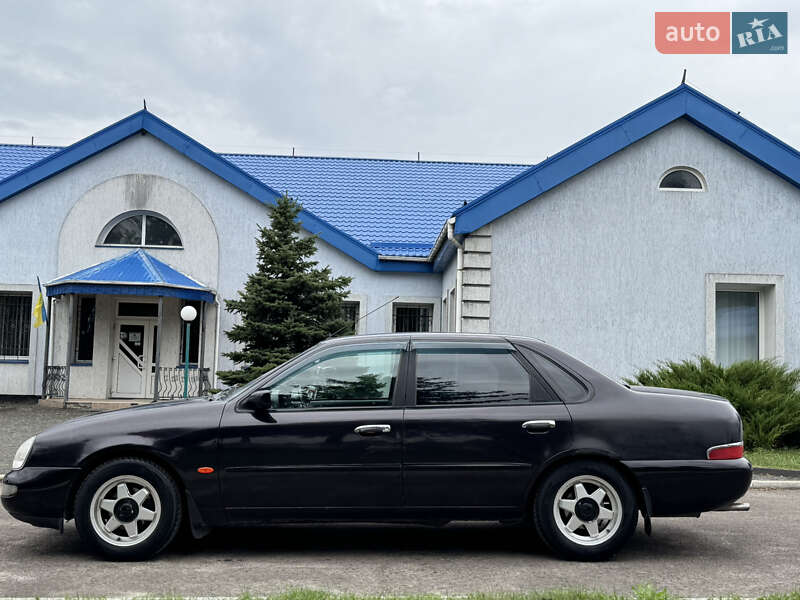 Седан Ford Scorpio 1996 в Радивиліві