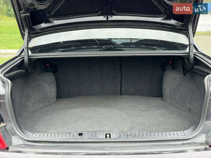 Седан Ford Scorpio 1996 в Радивиліві