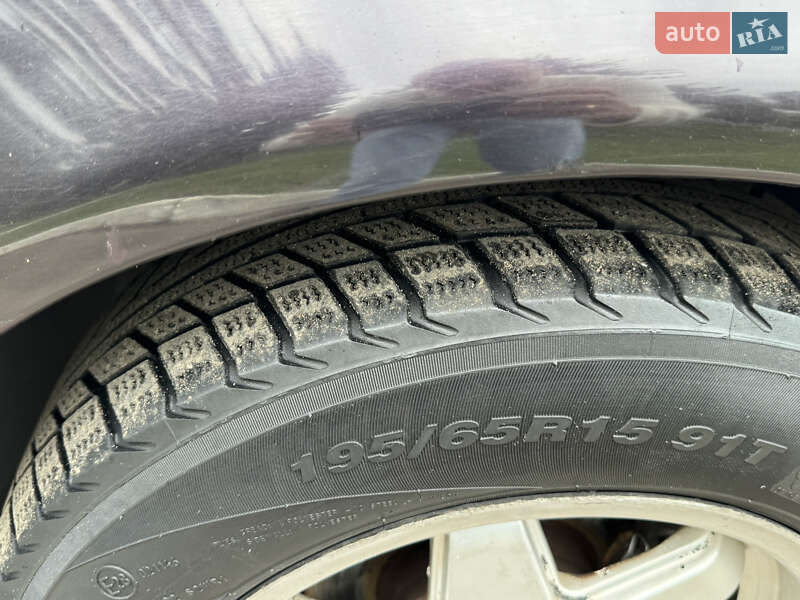 Седан Ford Scorpio 1996 в Радивиліві