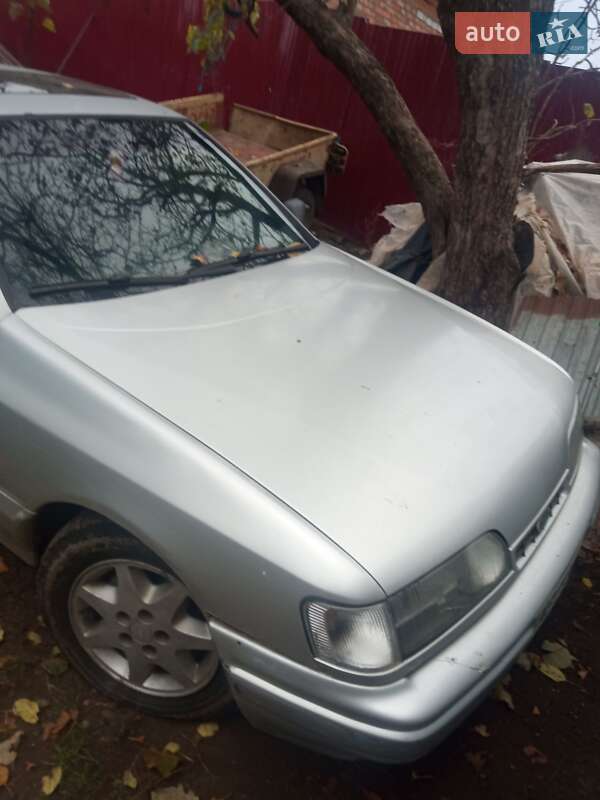 Седан Ford Scorpio 1987 в Онуфріївці