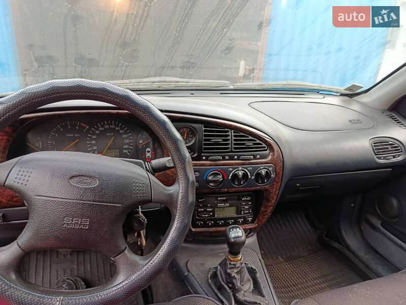 Седан Ford Scorpio 1994 в Львове