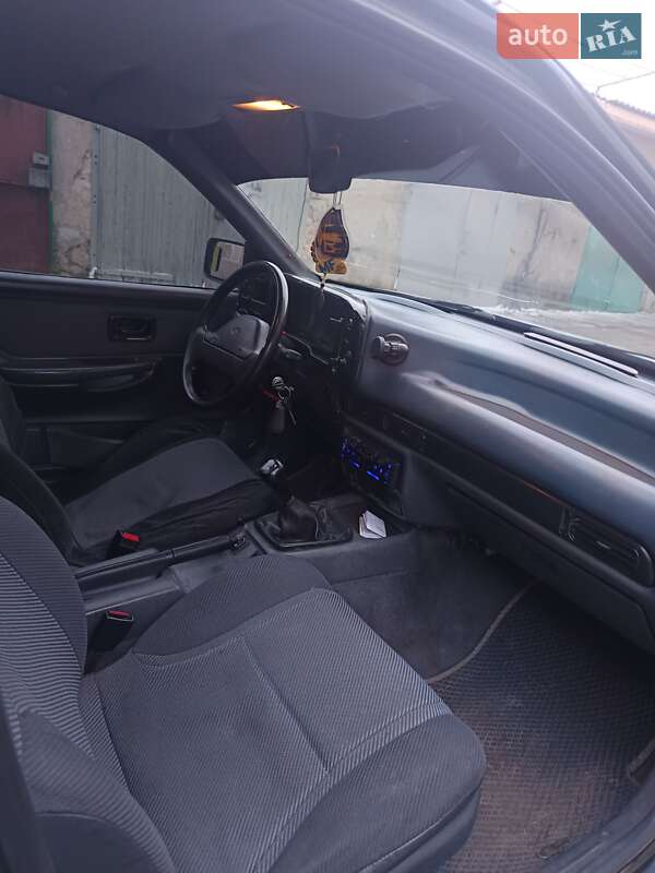 Лифтбек Ford Scorpio 1987 в Раздельной