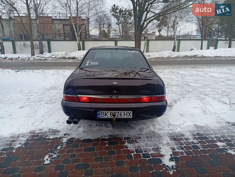 Седан Ford Scorpio 1995 в Сарнах