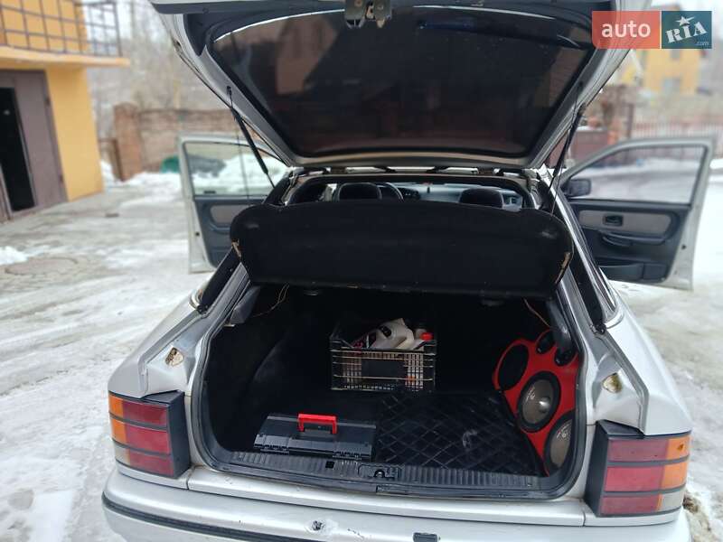 Лифтбек Ford Scorpio 1986 в Трускавце