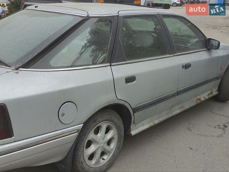 Лифтбек Ford Scorpio 1992 в Киеве