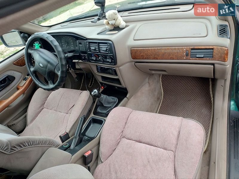 Седан Ford Scorpio 1993 в Ратным