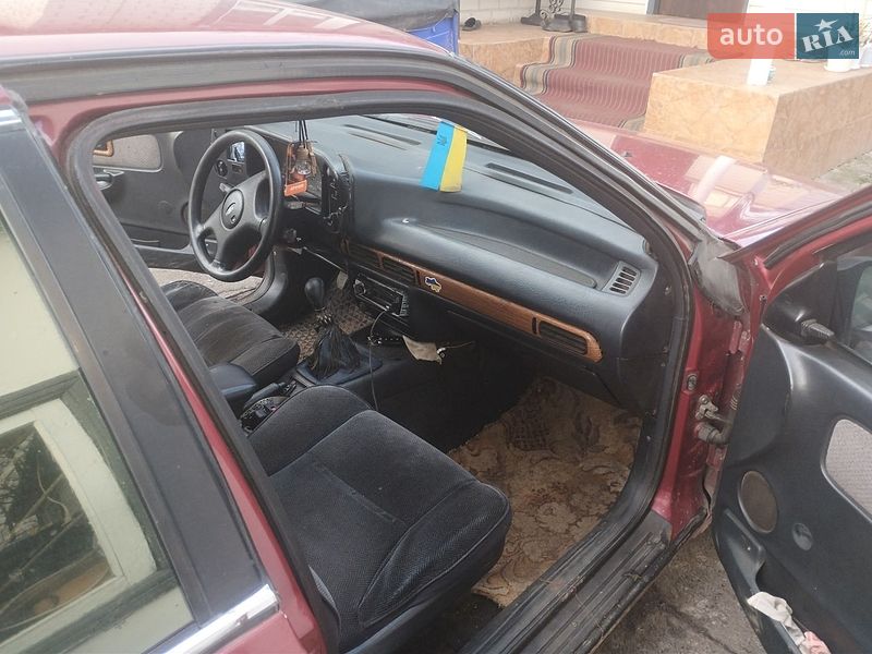 Седан Ford Scorpio 1993 в Конотопе