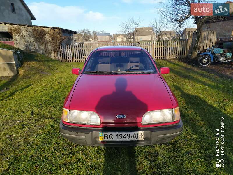 Седан Ford Sierra 1987 в Буске