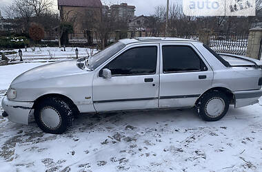 Седан Ford Sierra 1989 в Надворной