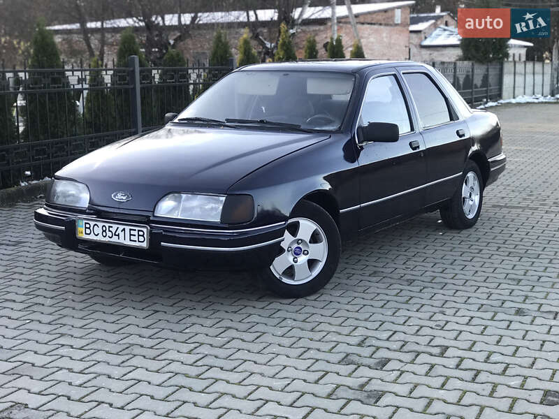 Седан Ford Sierra 1987 в Стрые