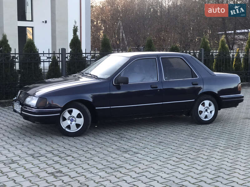 Седан Ford Sierra 1987 в Стрые