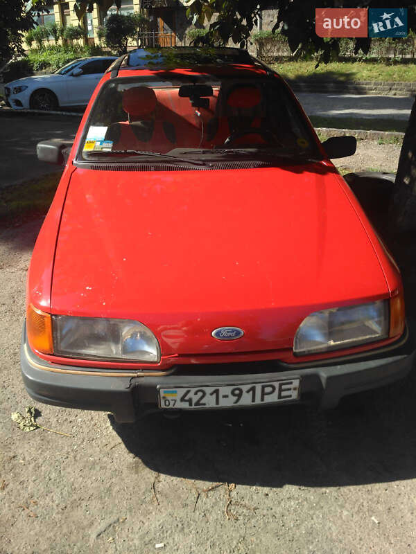 Седан Ford Sierra 1988 в Ужгороді