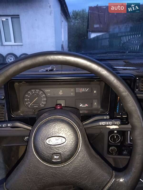 Седан Ford Sierra 1987 в Яворове