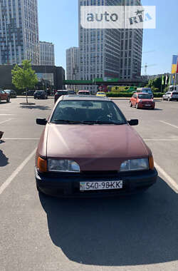 Седан Ford Sierra 1990 в Киеве