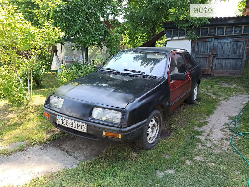 Купе Ford Sierra 1986 в Жидачове