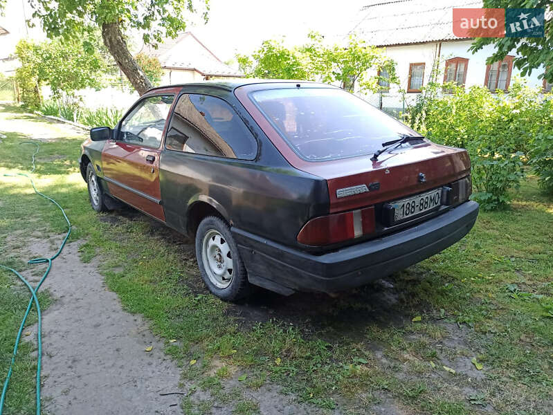Купе Ford Sierra 1986 в Жидачове