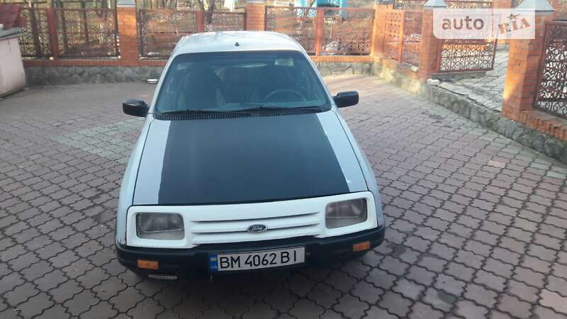 Ліфтбек Ford Sierra 1982 в Сумах