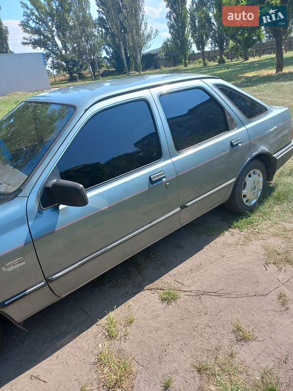 Лифтбек Ford Sierra 1991 в Горишних Плавнях