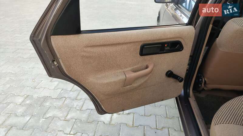 Седан Ford Sierra 1987 в Черновцах
