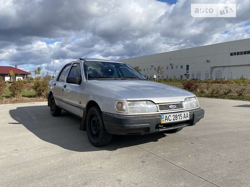 Седан Ford Sierra 1989 в Коростені
