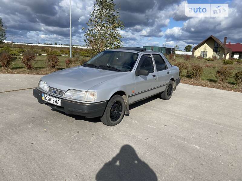 Седан Ford Sierra 1989 в Коростені