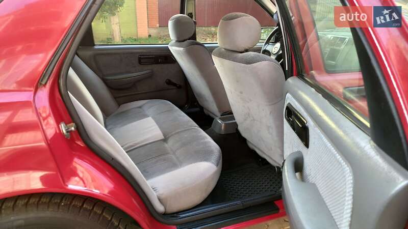 Седан Ford Sierra 1991 в Чернівцях