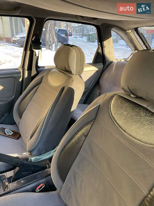 Лифтбек Ford Sierra 1986 в Одессе фото 6 Лифтбек Ford Sierra 1986 в Одессе