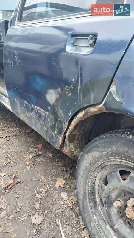 Седан Ford Sierra 1988 в Ровно фото 12 Седан Ford Sierra 1988 в Ровно