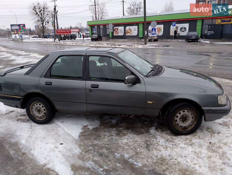 Седан Ford Sierra 1992 в Киеве