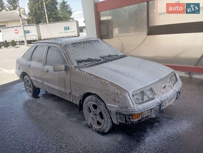 Лифтбек Ford Sierra 1983 в Черновцах