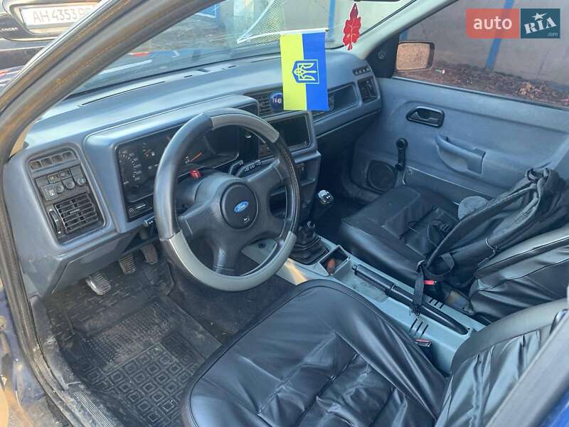 Седан Ford Sierra 1991 в Александровке (Краматорского района) фото 3 Седан Ford Sierra 1991 в Александровке (Краматорского района)