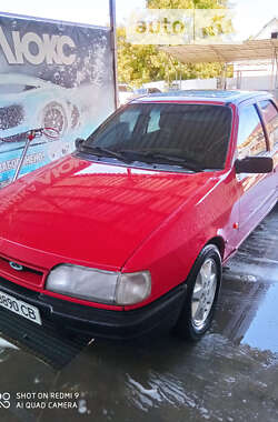 Седан Ford Sierra 1991 в Чернівцях