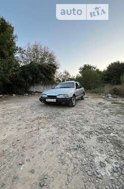 Лифтбек Ford Sierra 1987 в Виннице