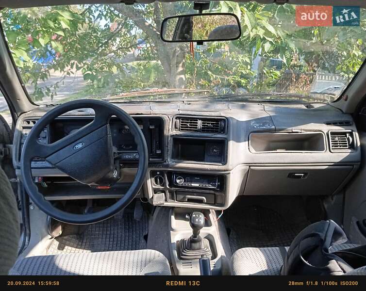 Лифтбек Ford Sierra 1984 в Жмеринке фото 2 Лифтбек Ford Sierra 1984 в Жмеринке