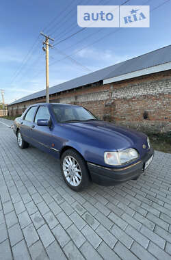 Купе Ford Sierra 1989 в Сарнах