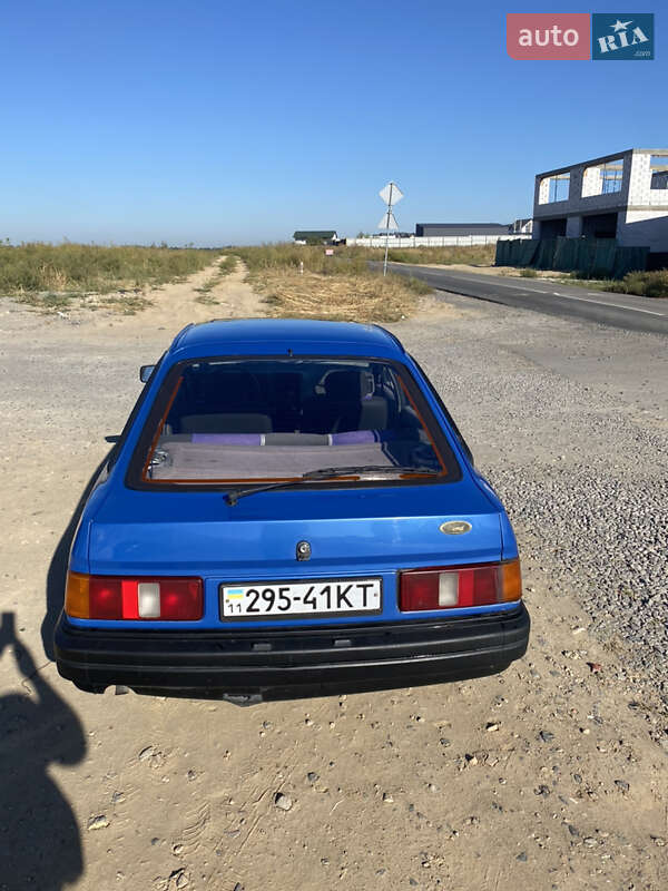 Лифтбек Ford Sierra 1987 в Софиевской Борщаговке фото 5 Лифтбек Ford Sierra 1987 в Софиевской Борщаговке