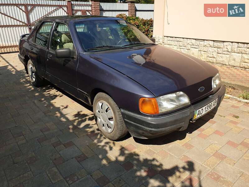 Седан Ford Sierra 1987 в Ужгороді