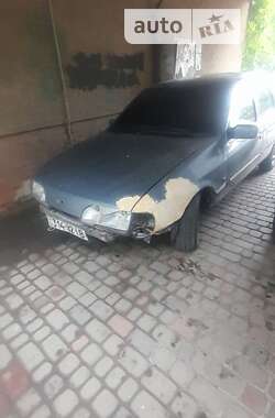 Ліфтбек Ford Sierra 1988 в Івано-Франківську