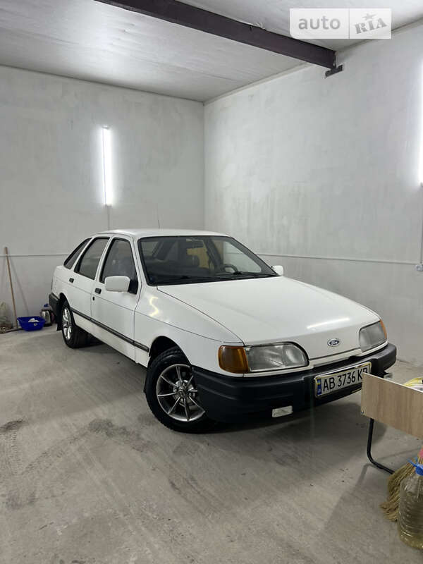 Ліфтбек Ford Sierra 1987 в Вінниці